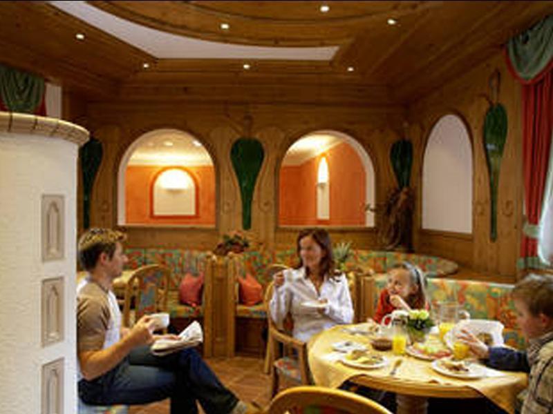 Ferienhotel Hoppet Hart im Zillertal Exterior foto